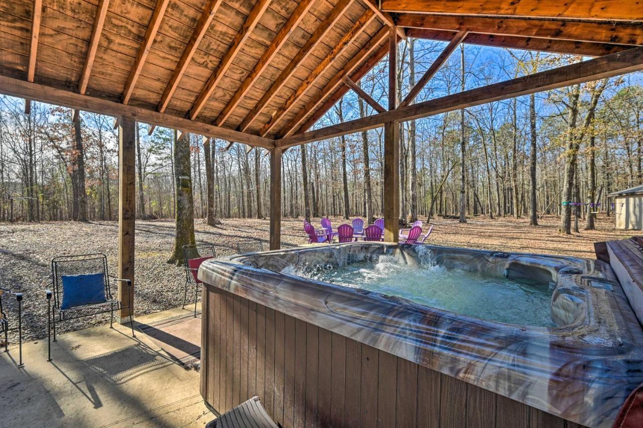 Pet-Friendly Shady Oaks Broken Bow Gem With Patio! Villa Екстериор снимка