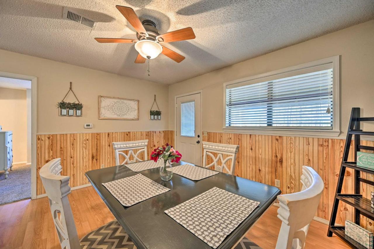 Pet-Friendly Shady Oaks Broken Bow Gem With Patio! Villa Екстериор снимка
