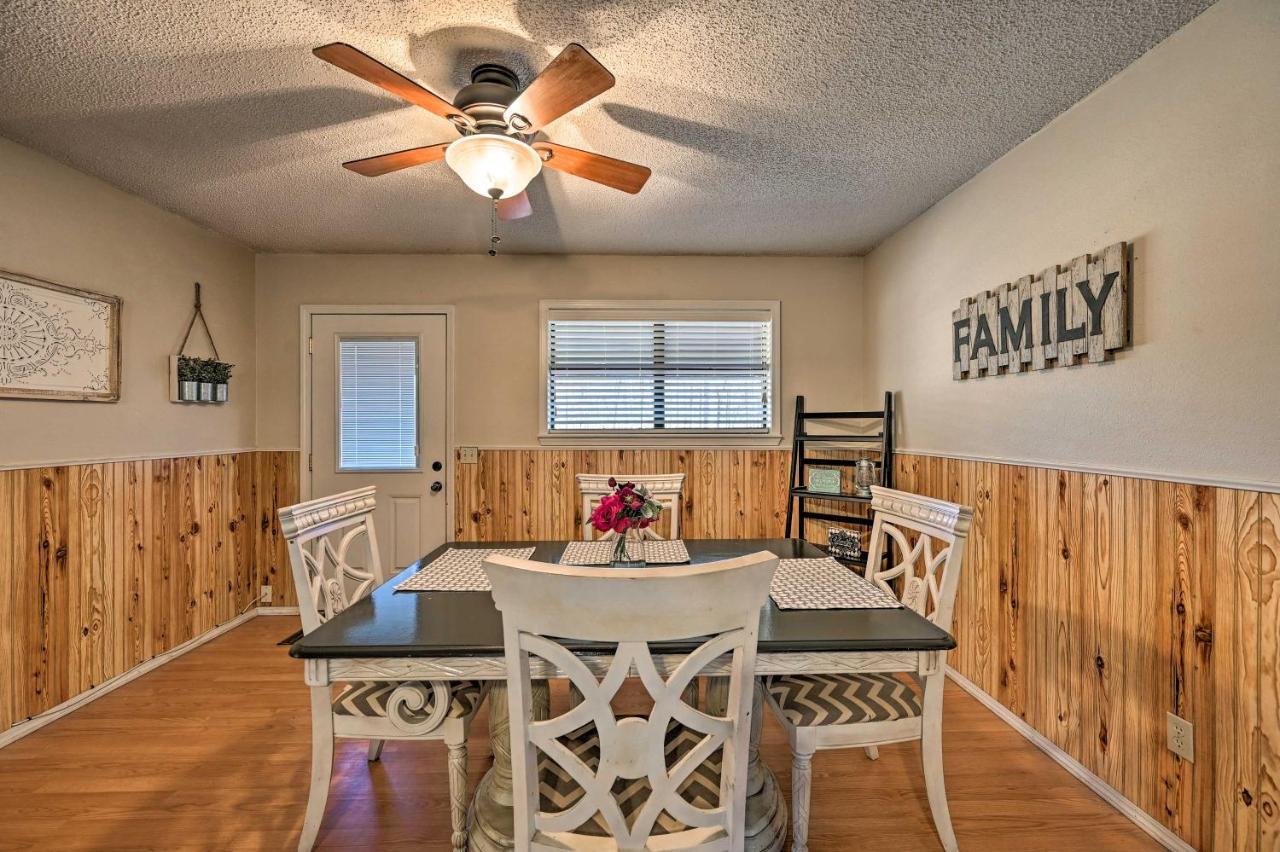 Pet-Friendly Shady Oaks Broken Bow Gem With Patio! Villa Екстериор снимка