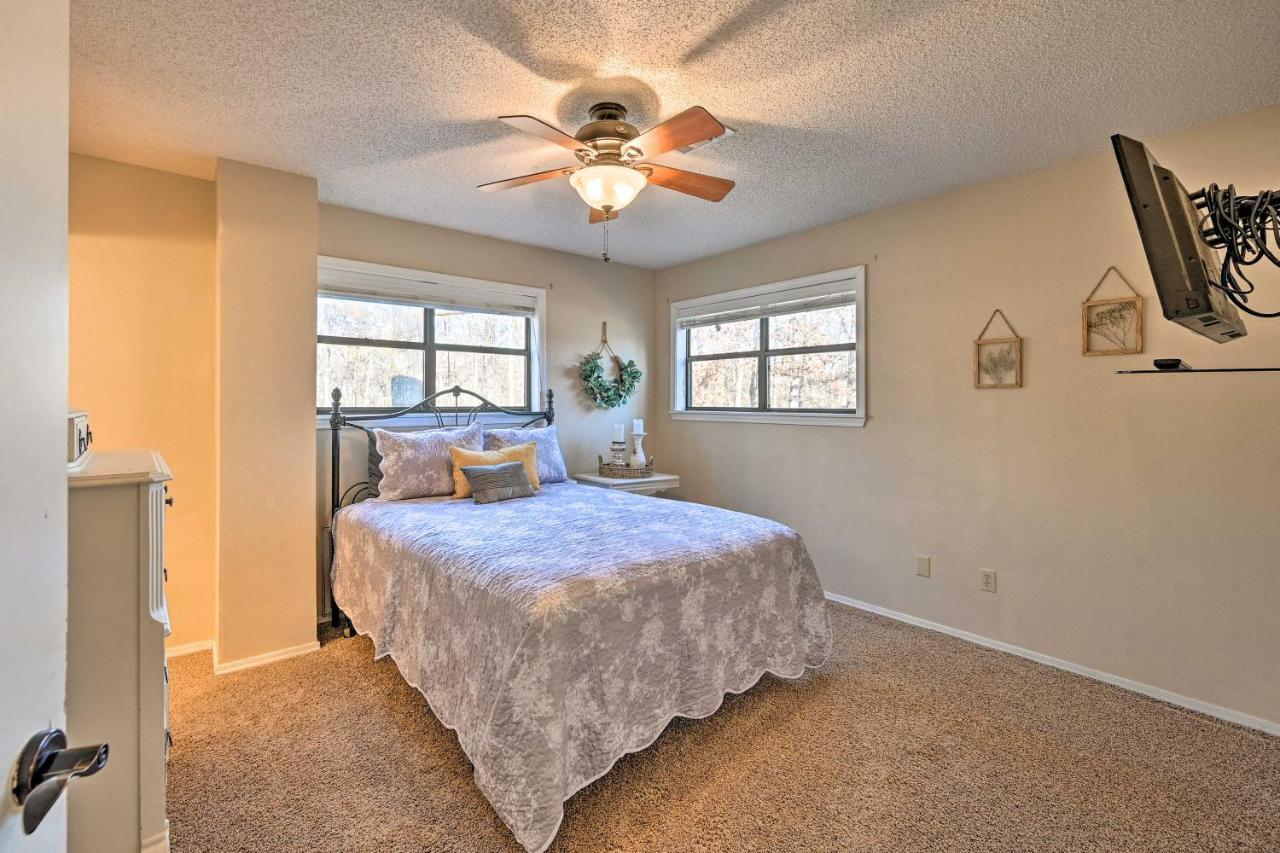 Pet-Friendly Shady Oaks Broken Bow Gem With Patio! Villa Екстериор снимка