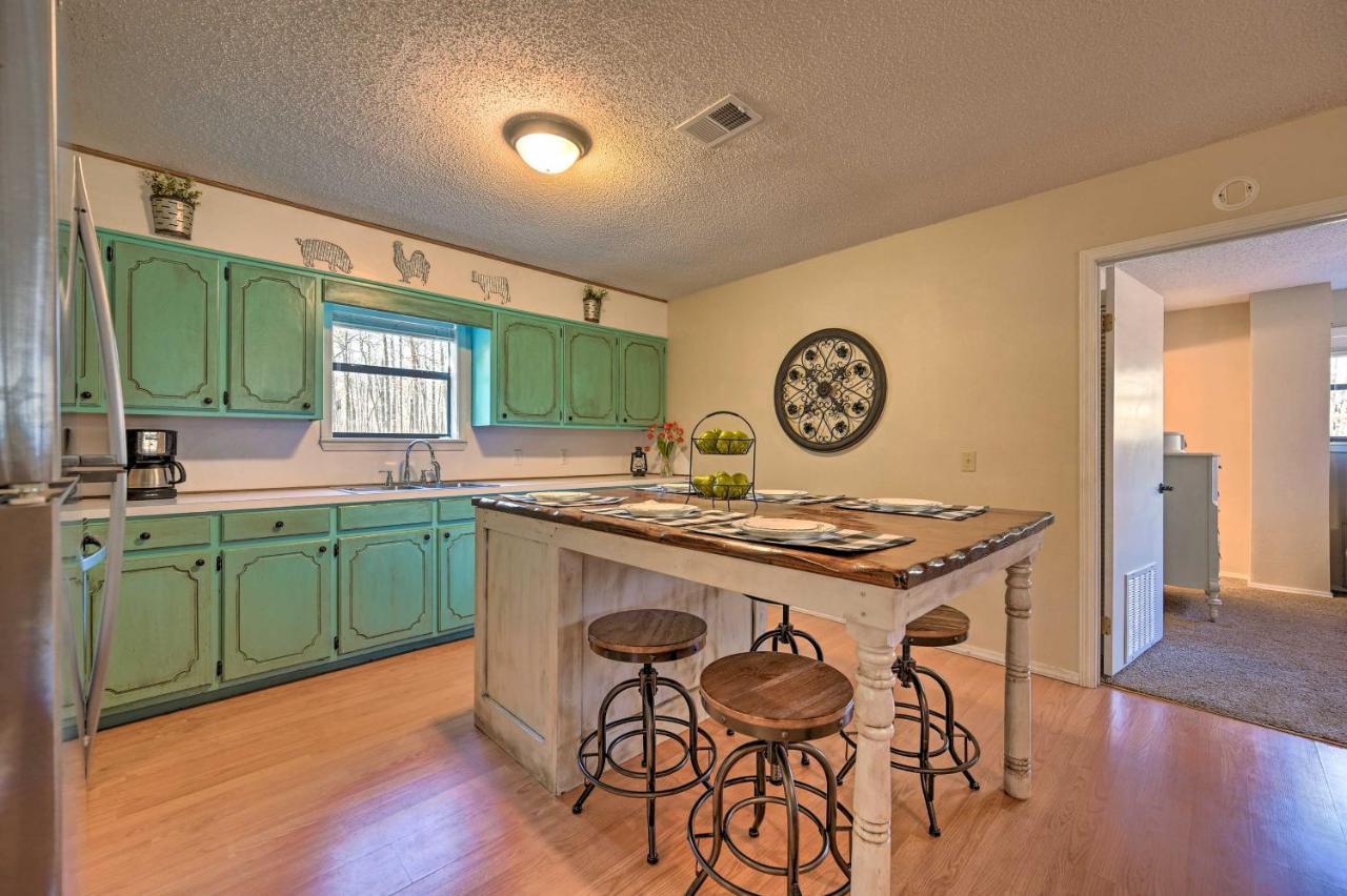 Pet-Friendly Shady Oaks Broken Bow Gem With Patio! Villa Екстериор снимка
