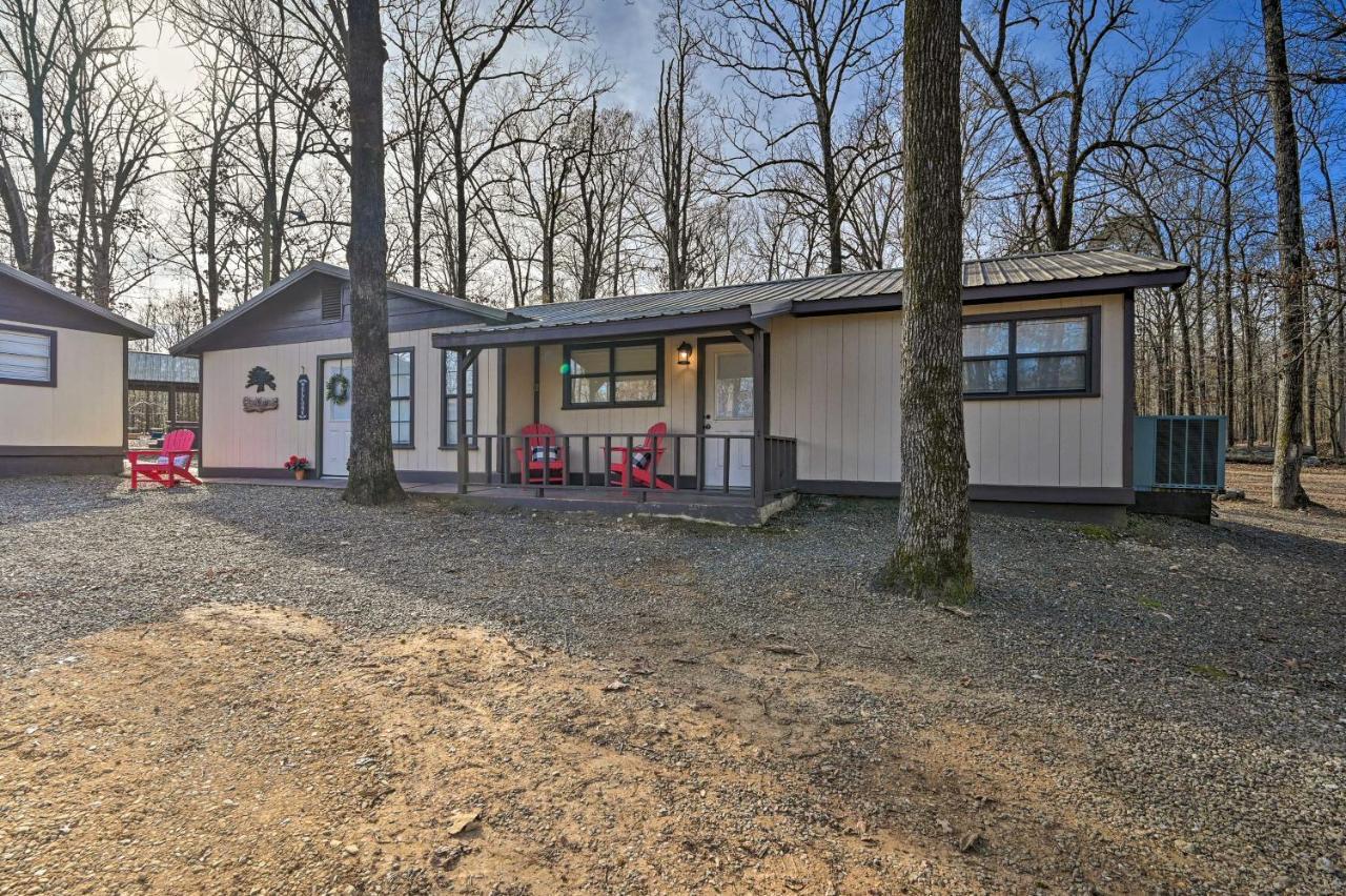 Pet-Friendly Shady Oaks Broken Bow Gem With Patio! Villa Екстериор снимка