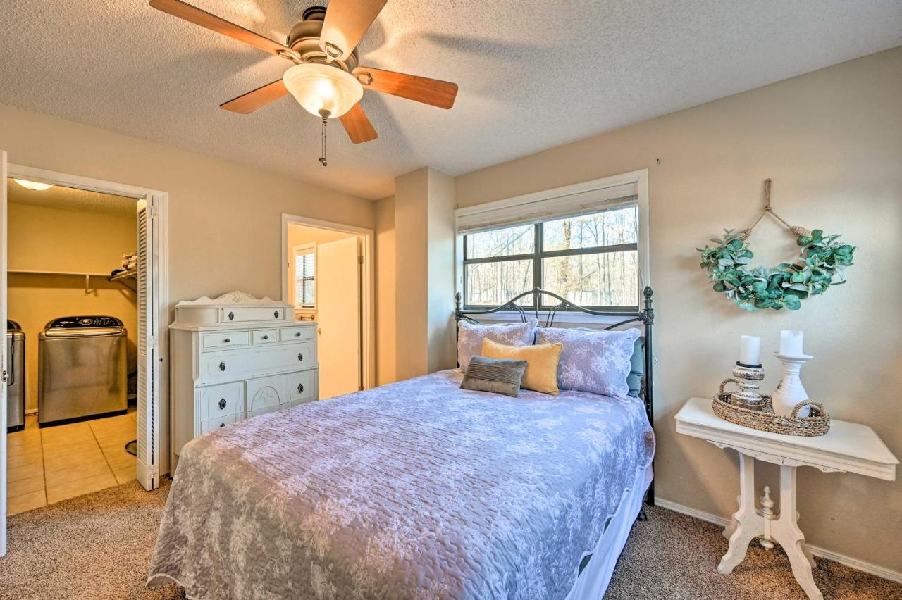 Pet-Friendly Shady Oaks Broken Bow Gem With Patio! Villa Екстериор снимка