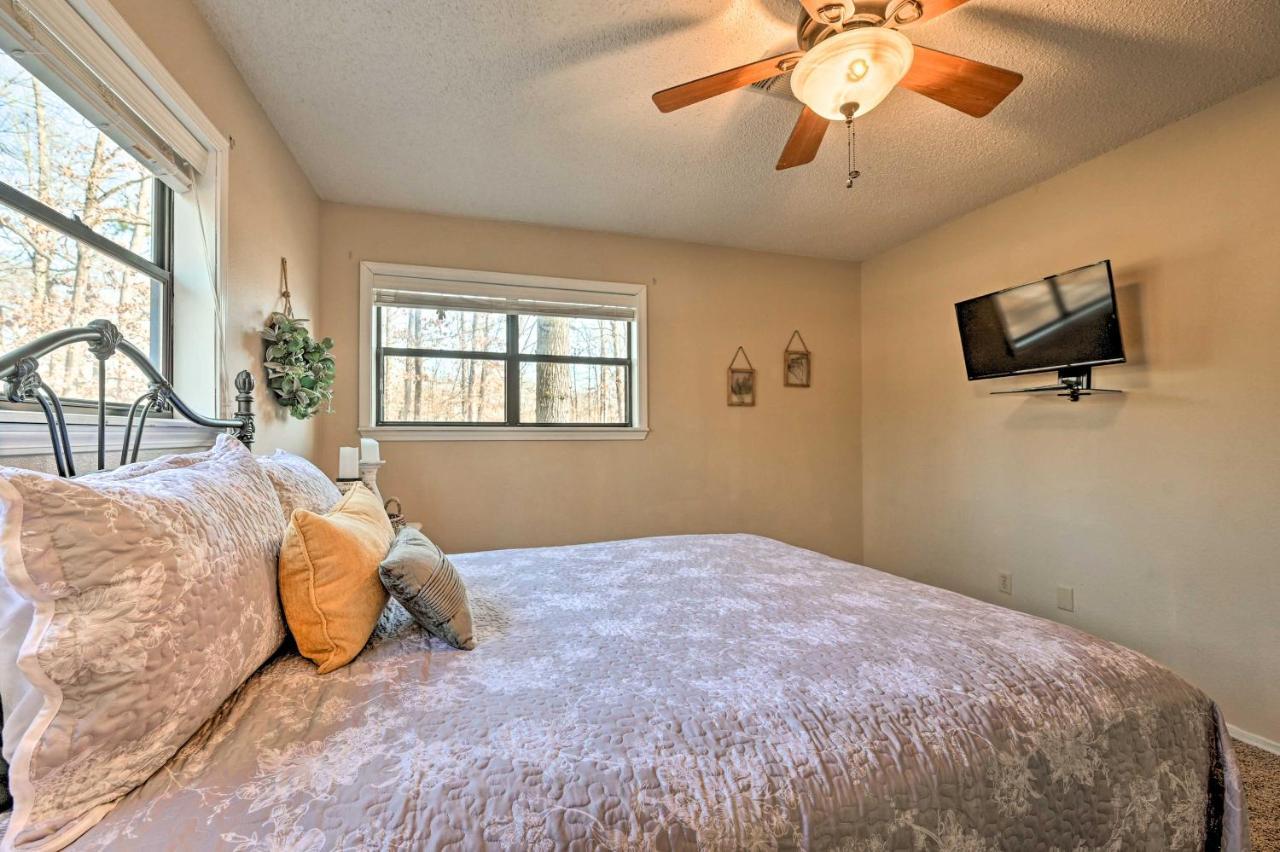 Pet-Friendly Shady Oaks Broken Bow Gem With Patio! Villa Екстериор снимка